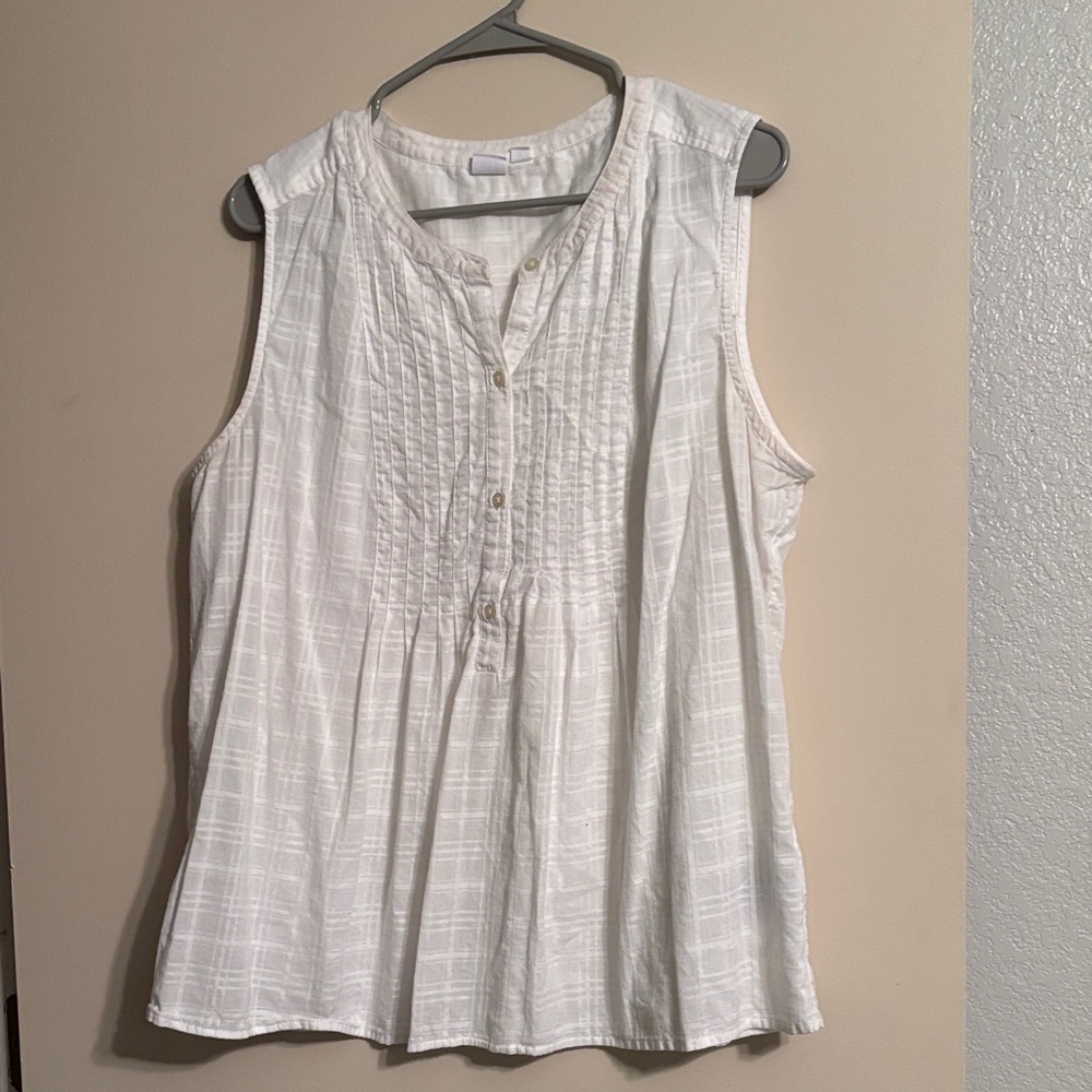 GAP White Sleeveless Blouse